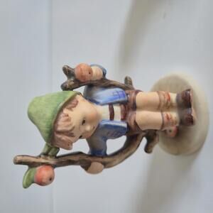 Hummel Goebel Figurine 142 3/0 Apple Tree Boy West Germany Vintage Collectible